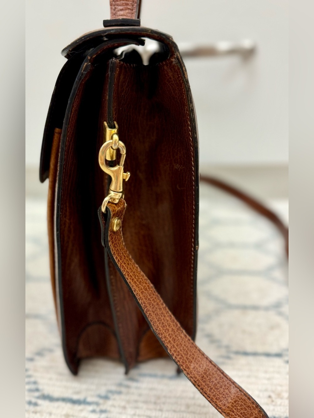 BALLY Vintage 90s Unisex Classic Brown Boar Leather 2-Way Top Handle W/ Org. Key - Picture 4 of 16